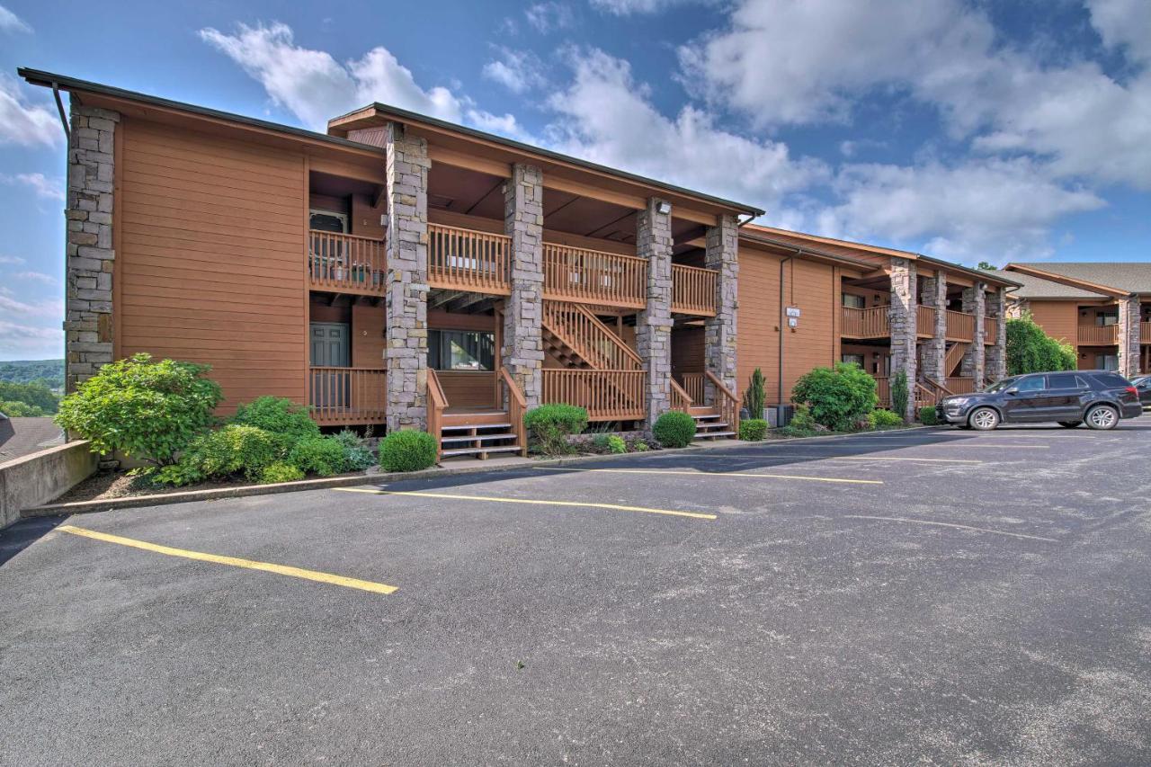 Branson Getaway With Balcony And Resort Amenities! Exteriör bild