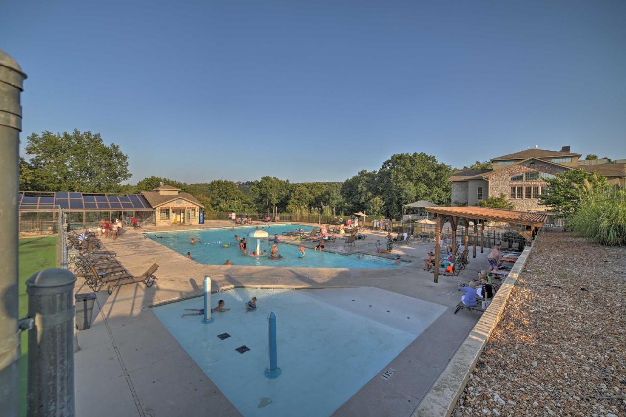 Branson Getaway With Balcony And Resort Amenities! Exteriör bild